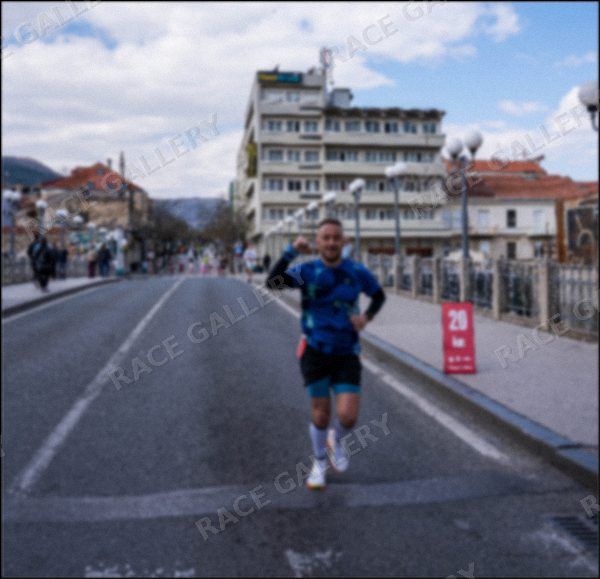 Zamagljeni pregled fotografije — kliknite za uvećanje